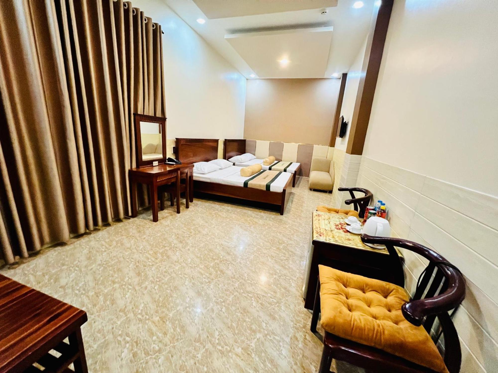 Xuan Huynh 3 Hotel 朔庄 外观 照片