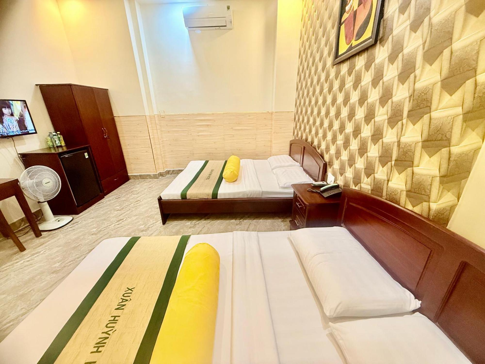 Xuan Huynh 3 Hotel 朔庄 外观 照片