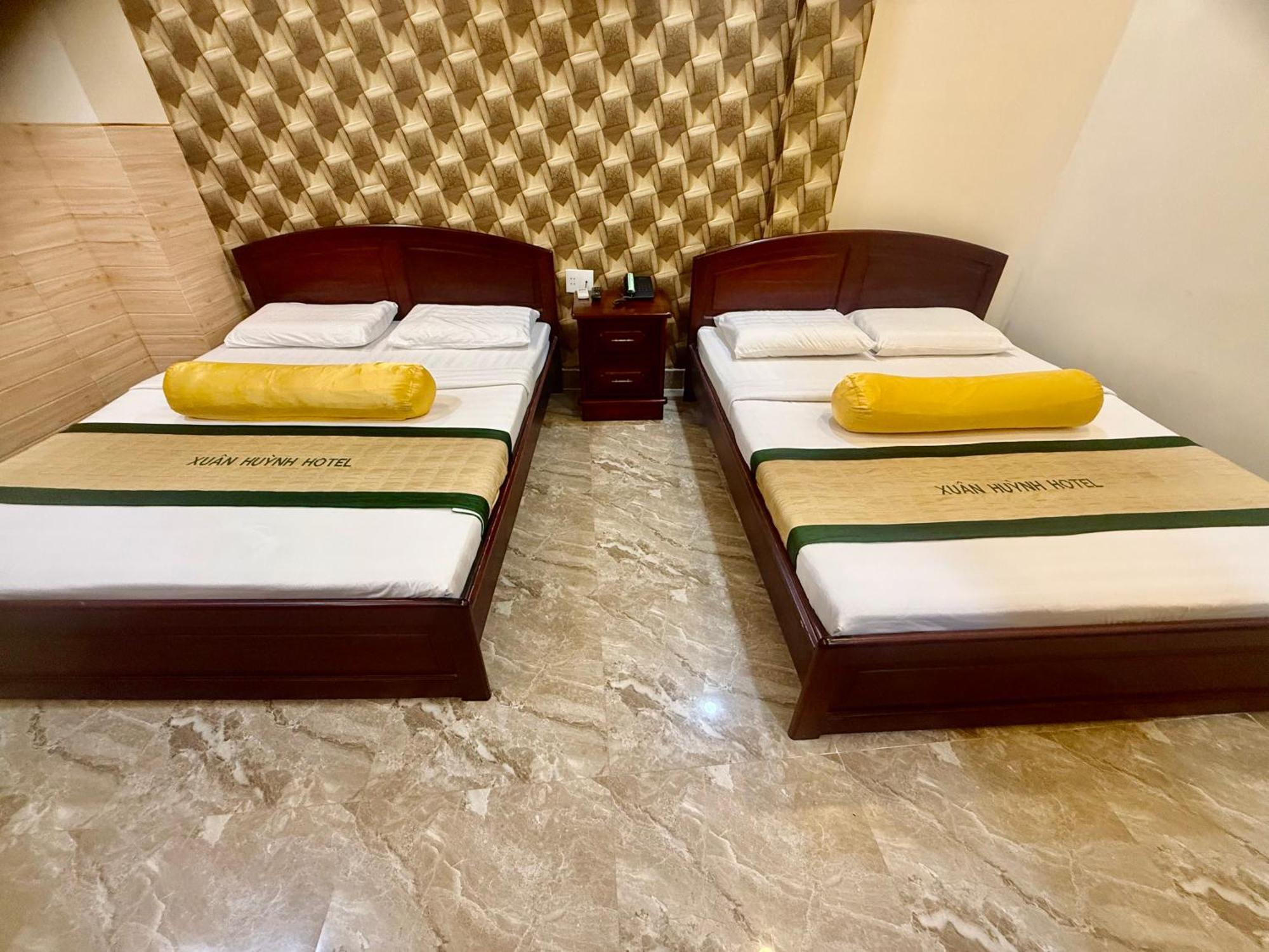Xuan Huynh 3 Hotel 朔庄 外观 照片